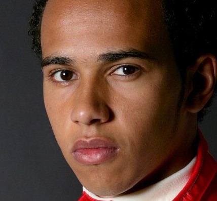 Hamilton could take 2nd seat at McLaren in â€™07