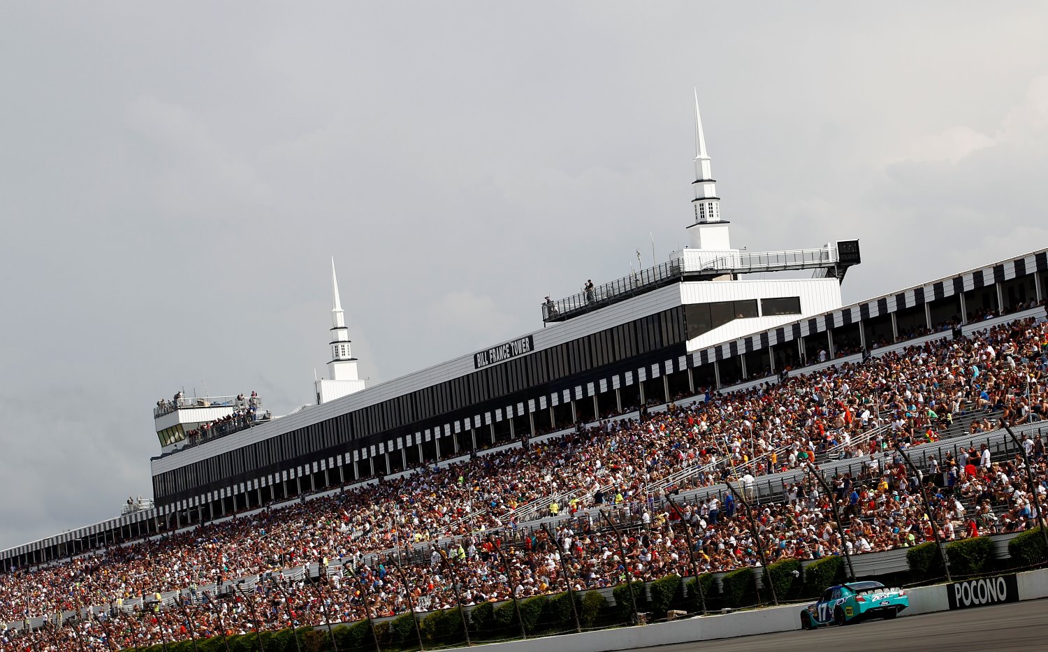 Pocono gets solid crowds for its two races each 5 weeks apart