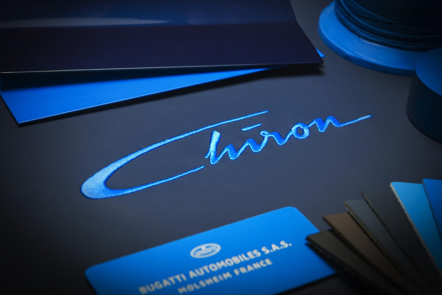 Bugatti Chiron logo