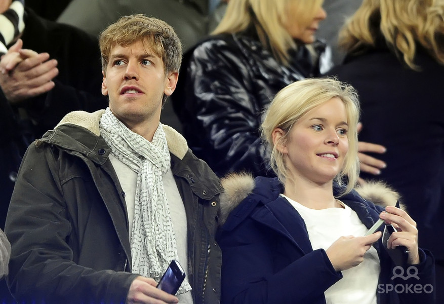 You never see Vettel's 3 children, just his wife Hanna.  He keeps the kids away from journalists