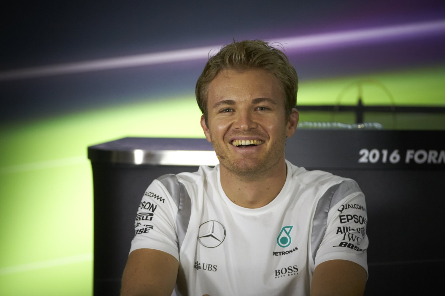 Rosberg retires as champion
