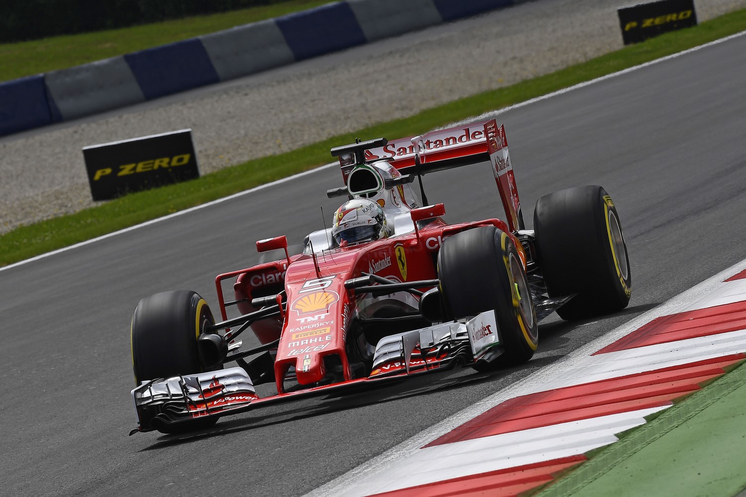 Pirelli and Ferrari set test date