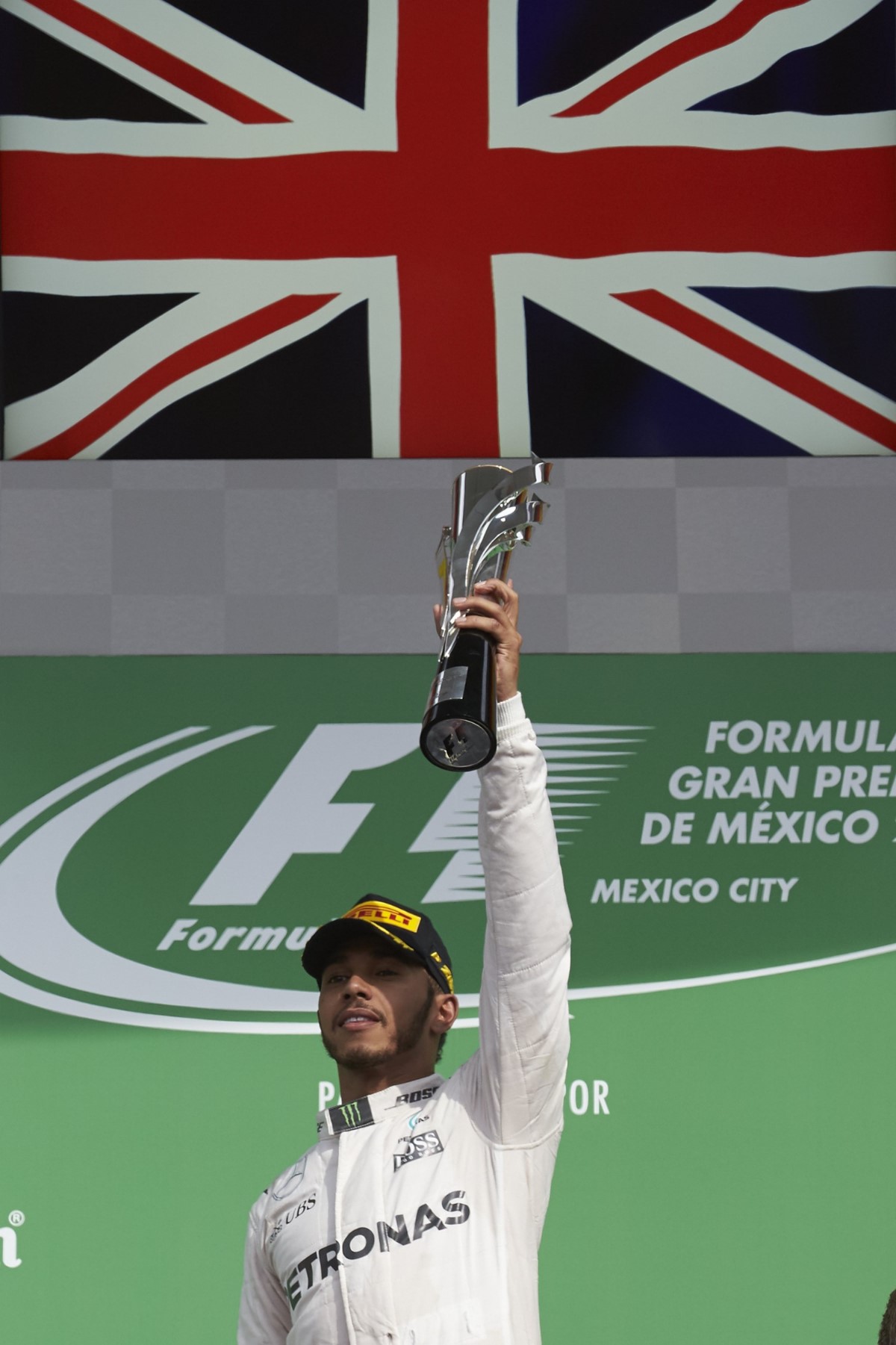 Hamilton will win in Mexico and wrap up his 4th title
