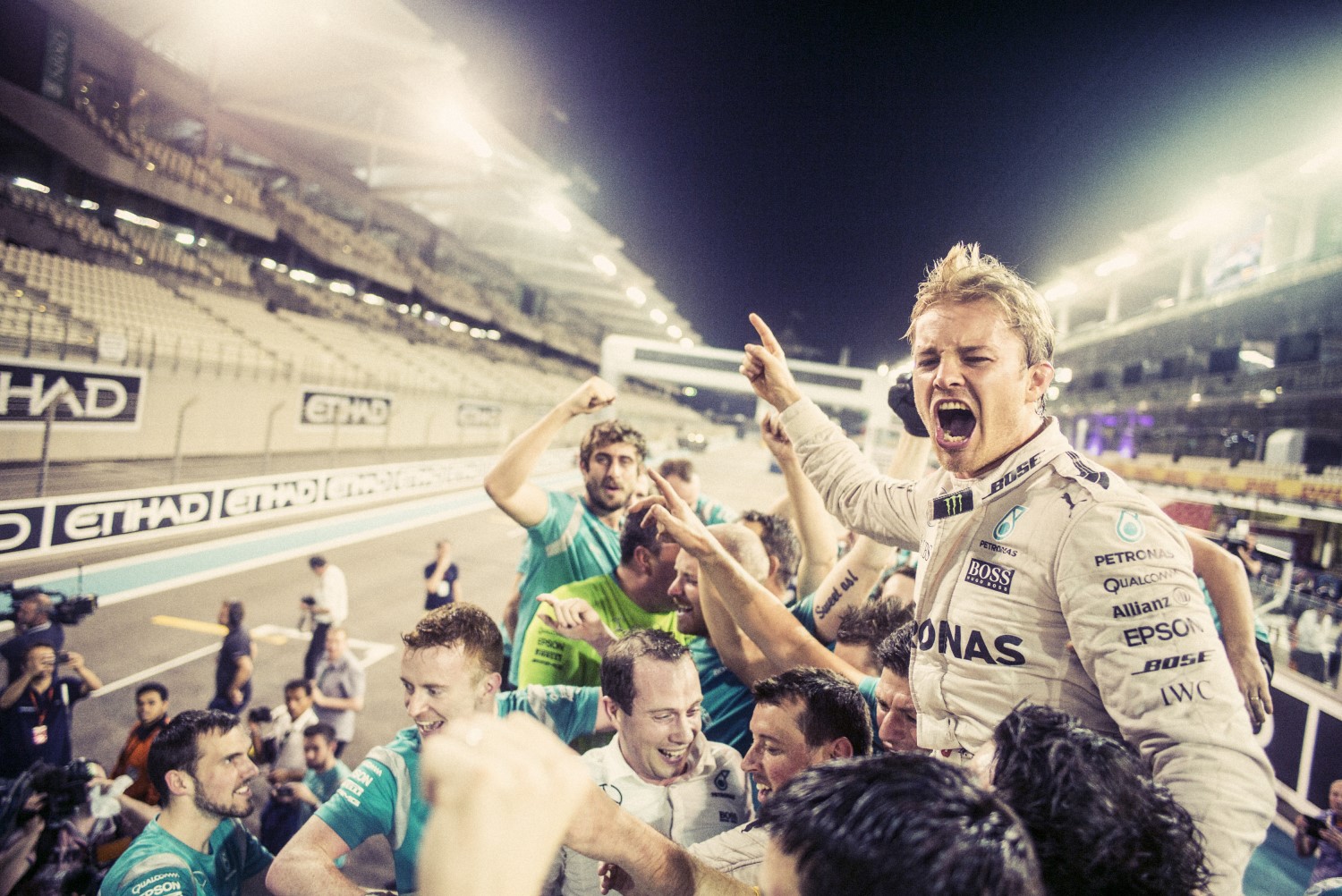 Rosberg celebrates title win in Abu Dhabi