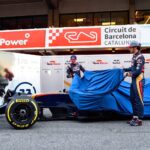 Sainz Jr and Vertappen pull the covers of the STR11