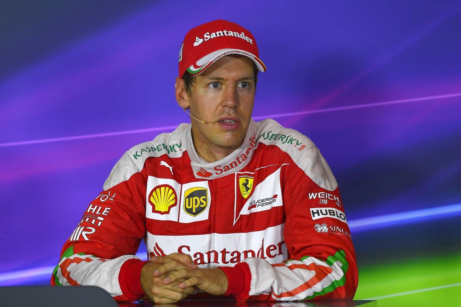 Vettel answers questions