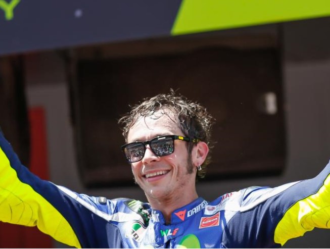 Italian Rossi defeats all the Spaniards, sends Spanish crowd home disappointed