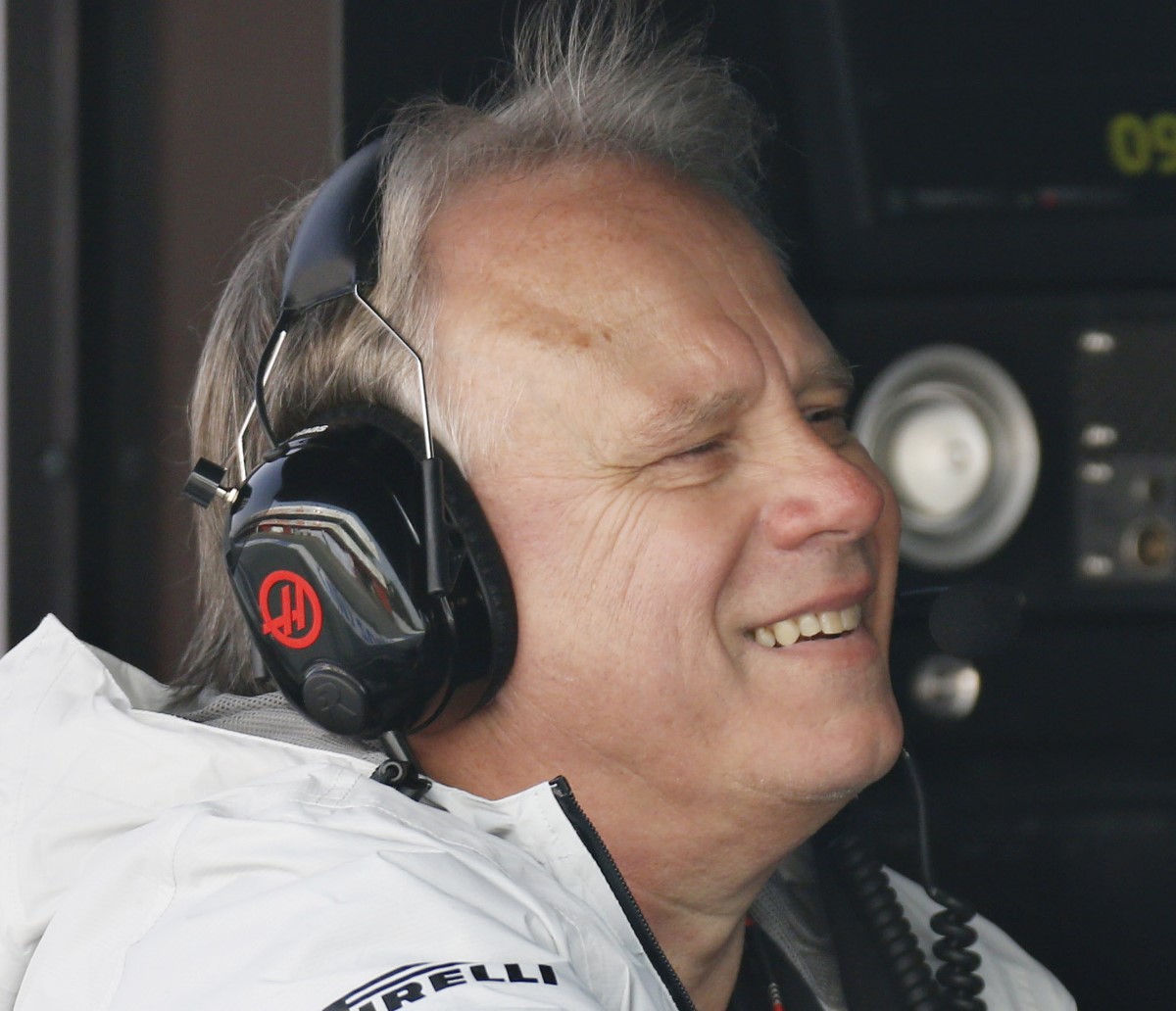 Haas takes team to Ford