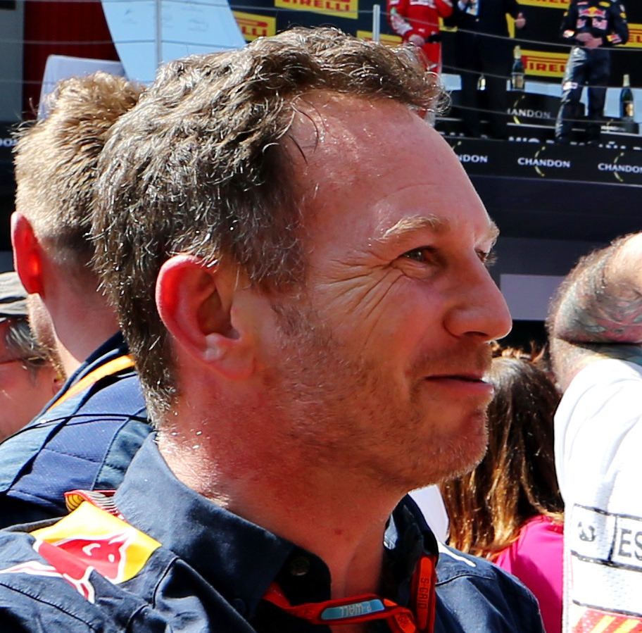 Horner's Red Bull team pressuring Mercedes and Ferrari