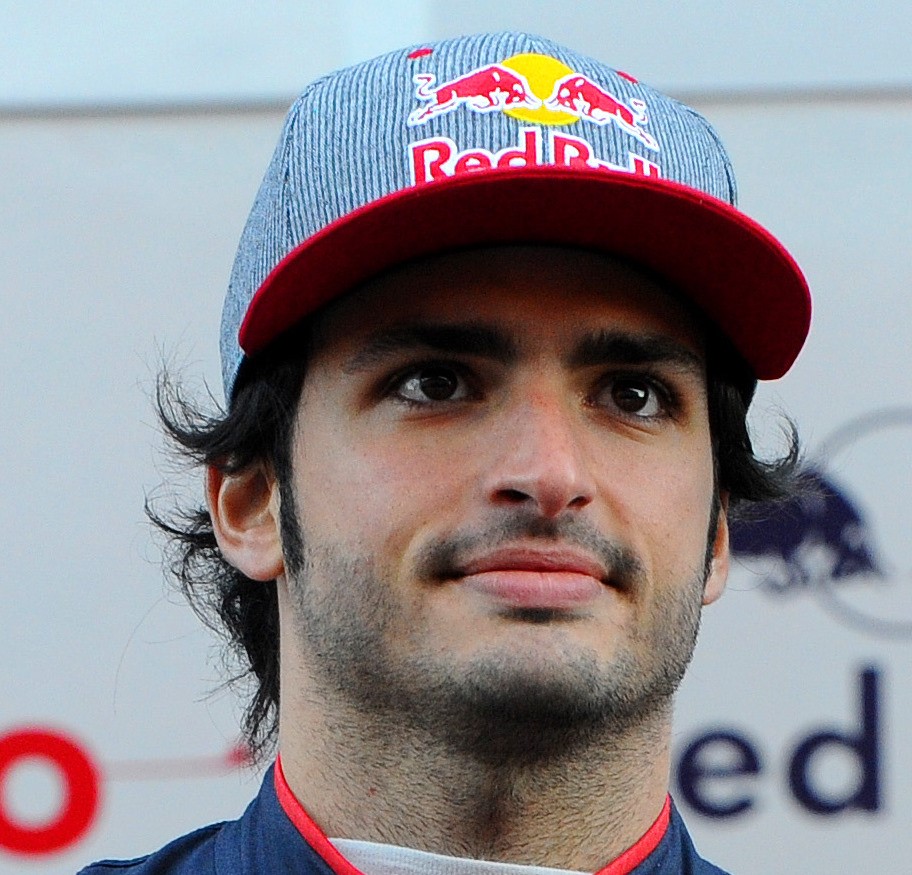 Carlos Sainz Jr. tells his boss to forget about podiums