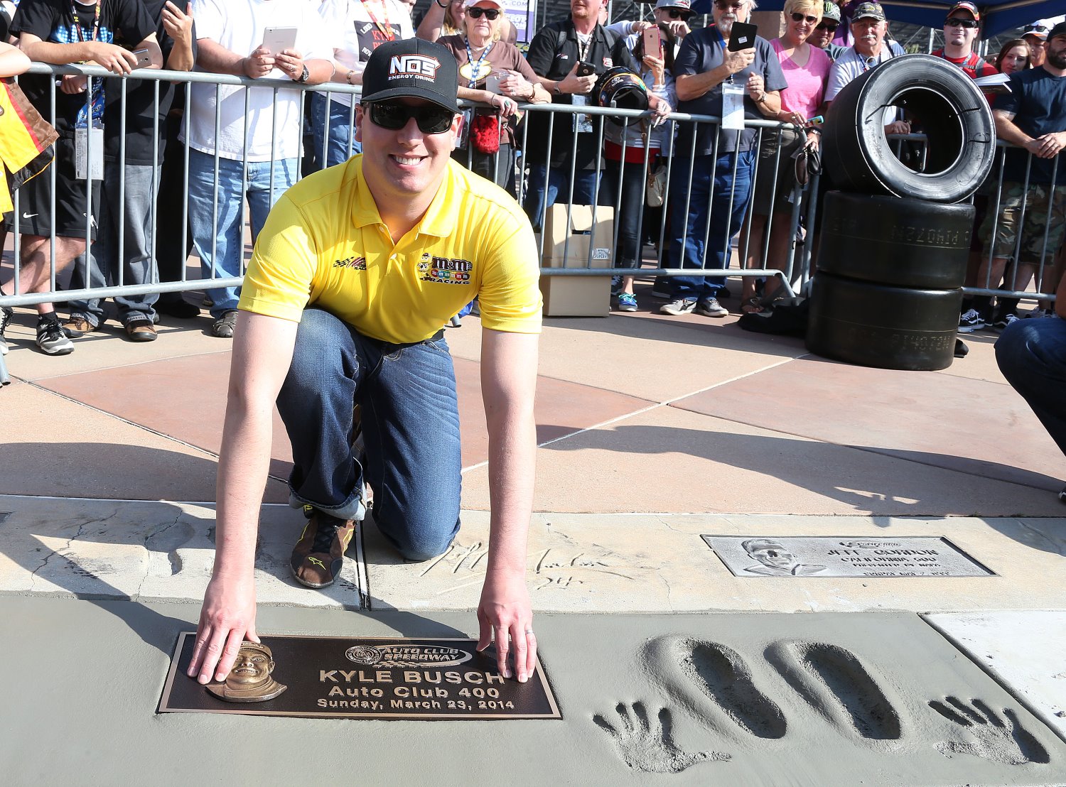 Kyle Busch gets his Walk of Fame Plaque at Fontana