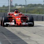 Vettel heads toward pits