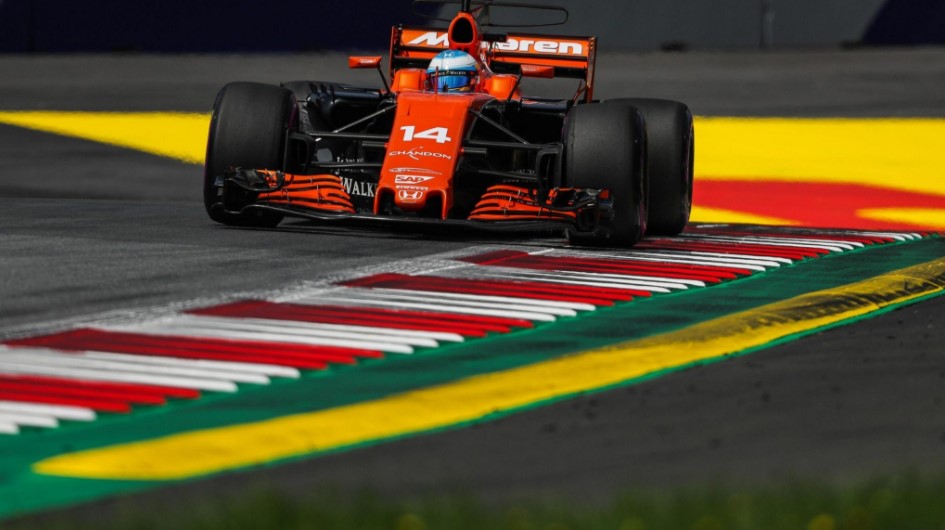 Alonso says McLaren improving