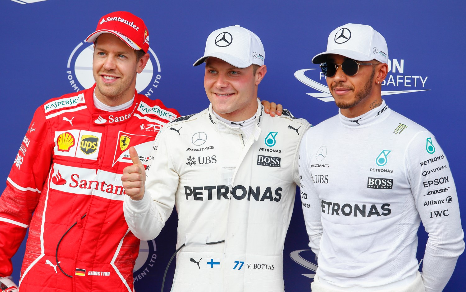 Vettel (L) and Hamilton (R)
