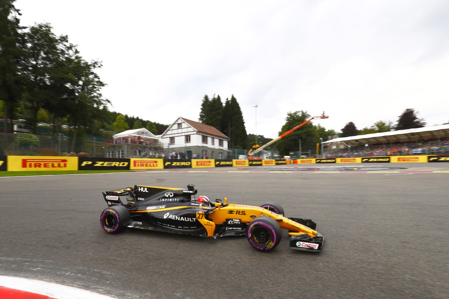Renault not too confident for Monza