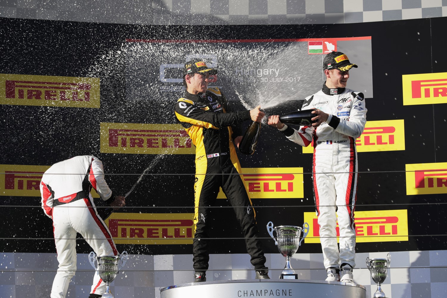 Top-3 spray the champagne