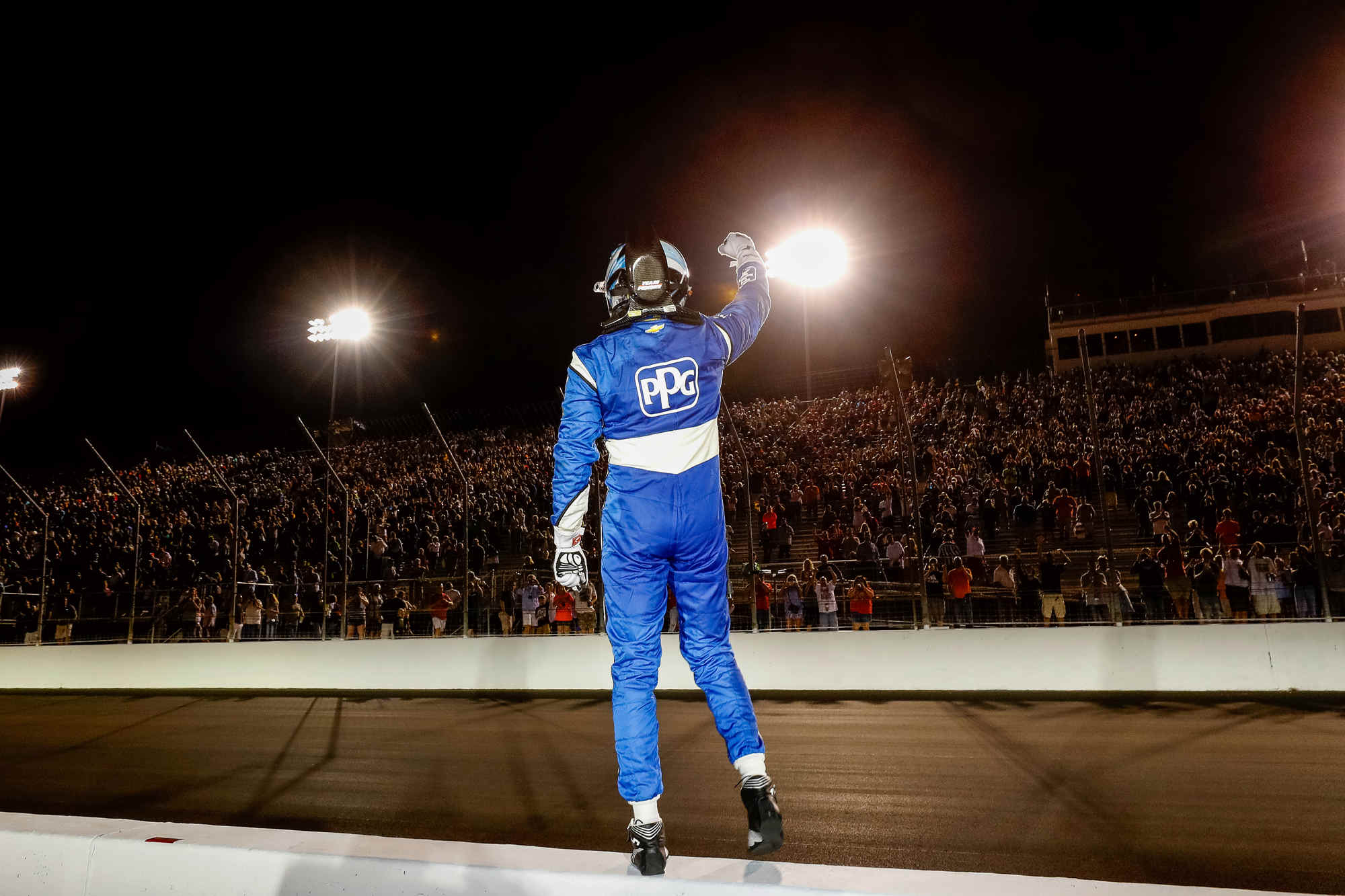 Newgarden waves to the crowd