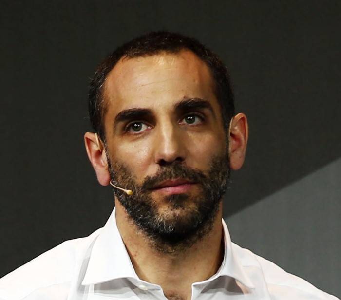 Abiteboul says path clear for Kubica's return
