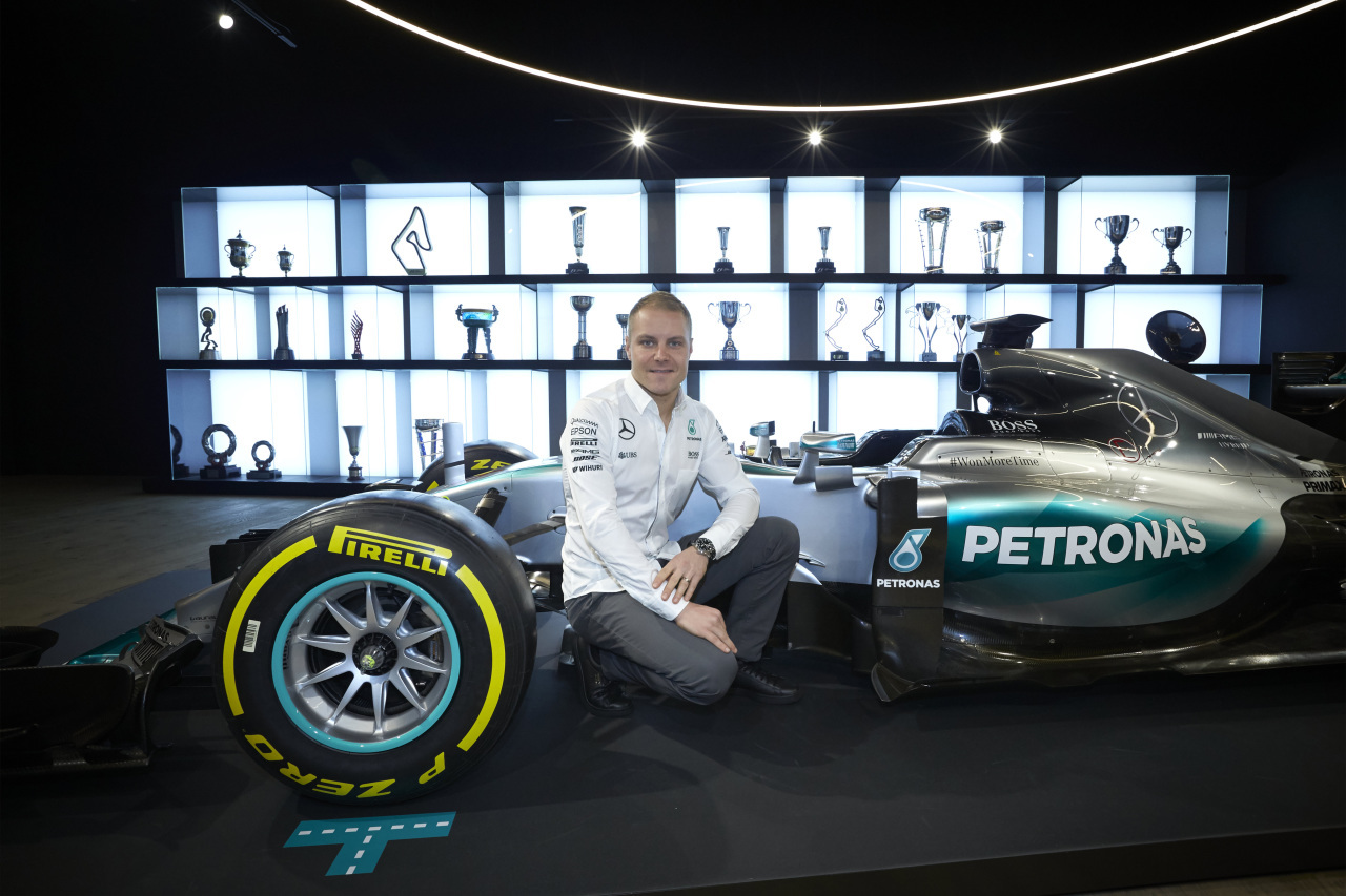 Bottas brings new sponsor to Mercedes