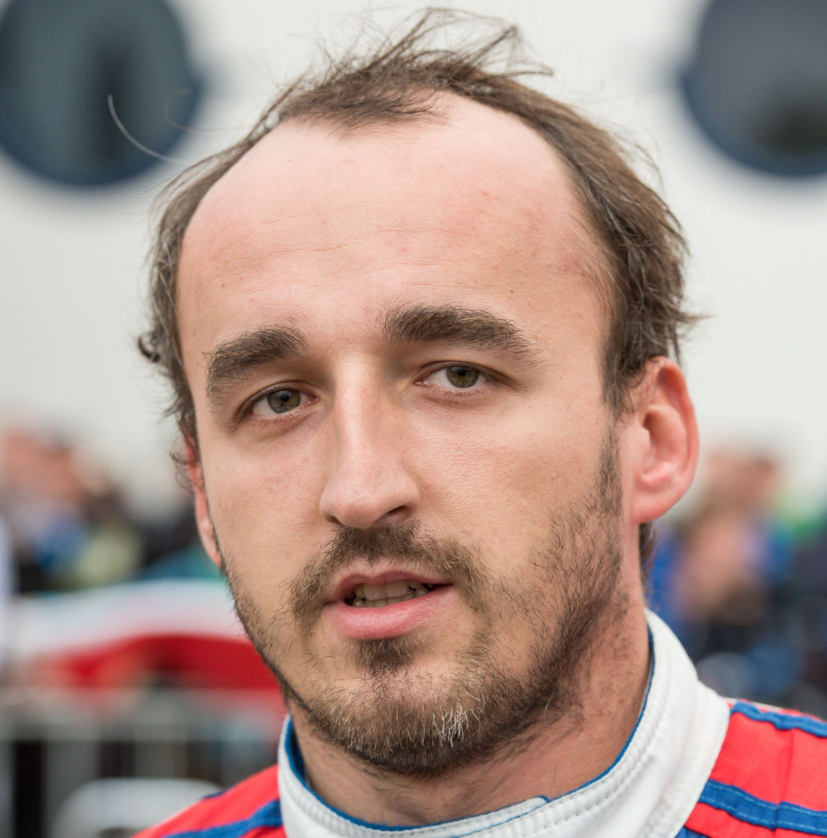 Kubica not there to teach the rich youngsters