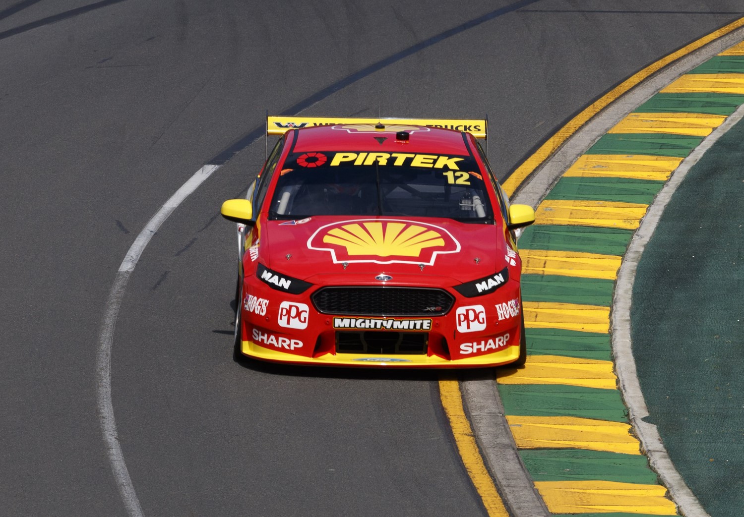 Coulthard races to victory