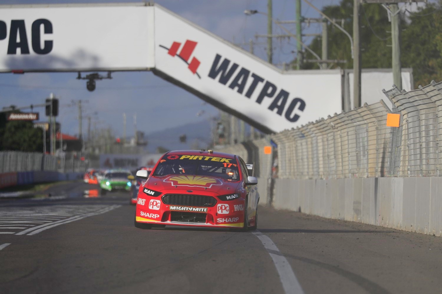 McLaughlin gives chase but settled for 2nd