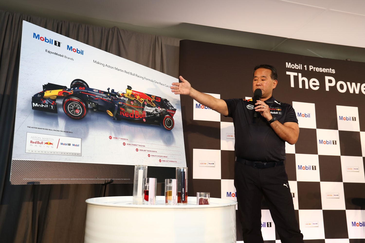 David Tsurusaki from ExxonMobil educates the kids about F1 technology