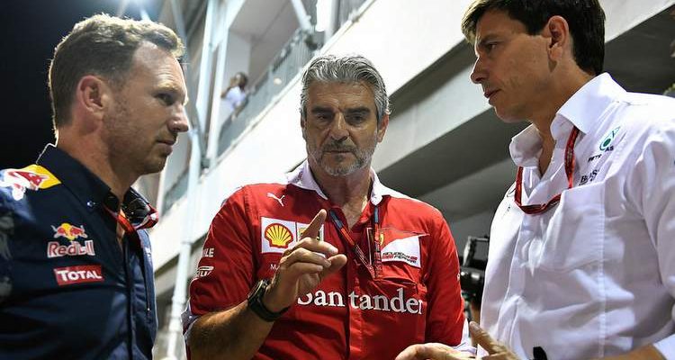 Horner, Arrivabene and Wolff exchange thoughts