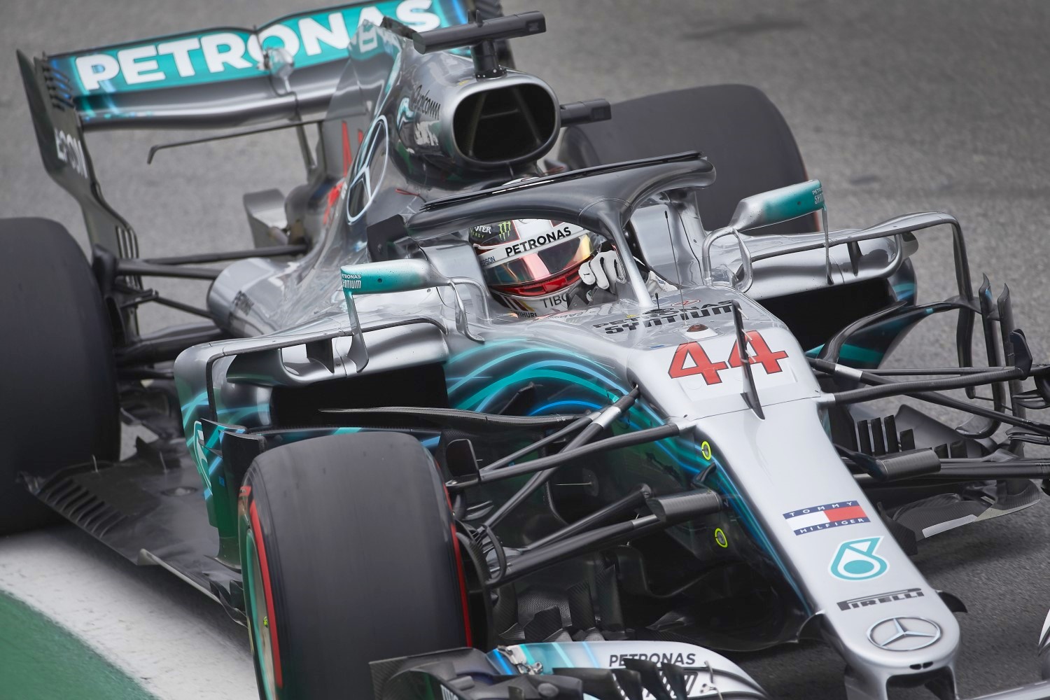 Hamilton favored to win again