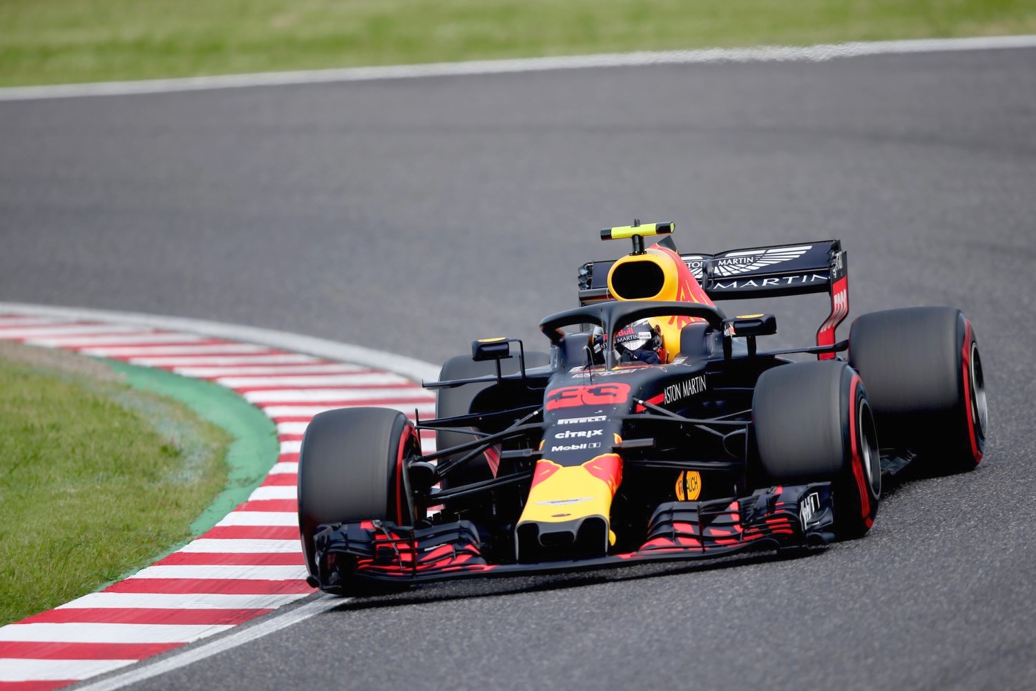 Verstappen screwed both Ferrari drivers in Japan