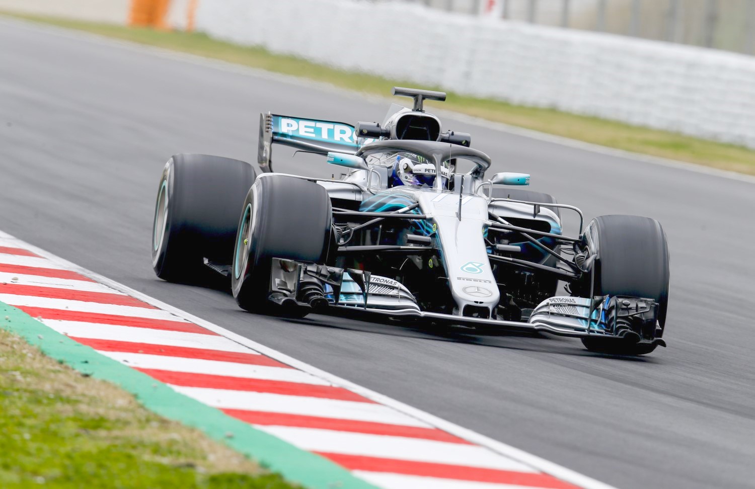 Bottas - It’s not been disturbing anything and there’s been some footage I’ve seen with the visor cam and it doesn’t really look like how we see it from the inside