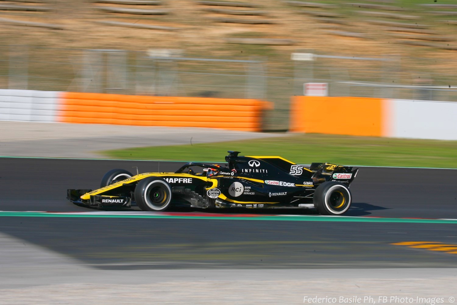 Teammate Carlos Sainz Jr. in the new Renault