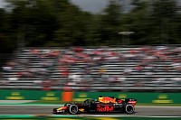 DanielRicciardoAstonMartinRedBullRacing.jpg