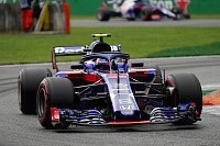 PierreGaslyToroRossoHonda4.jpg