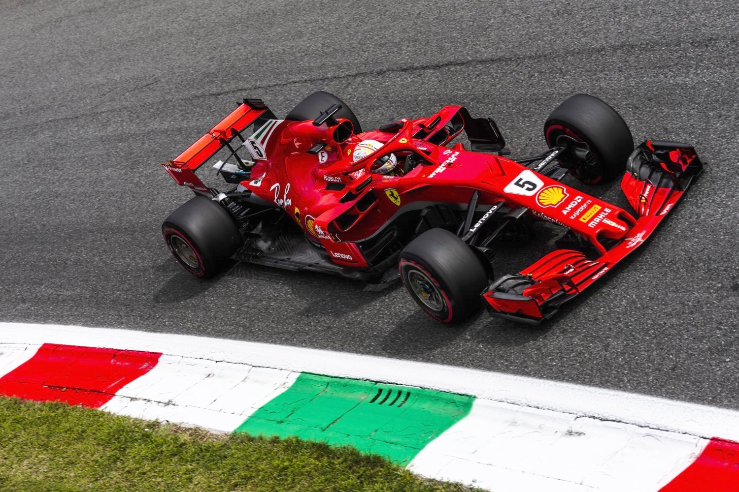 Vettel gave Raikkonen the tow he needed to take pole