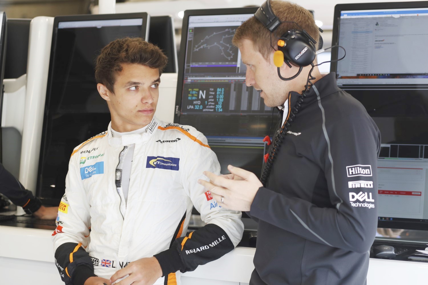 Lando Norris (L)