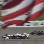 Hinchcliffe sets up Newgarden for winning pass