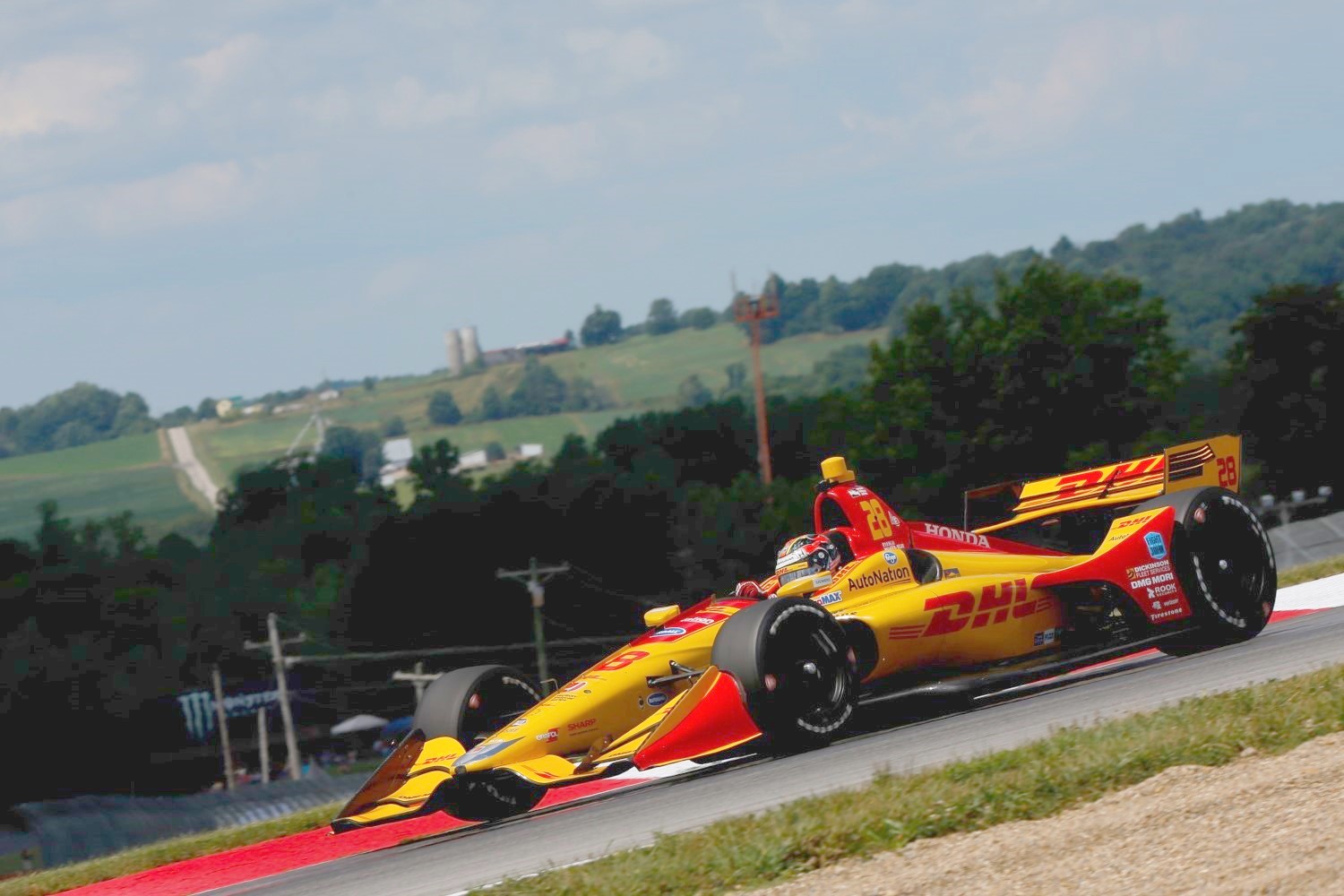Hunter-Reay fastest in Practice