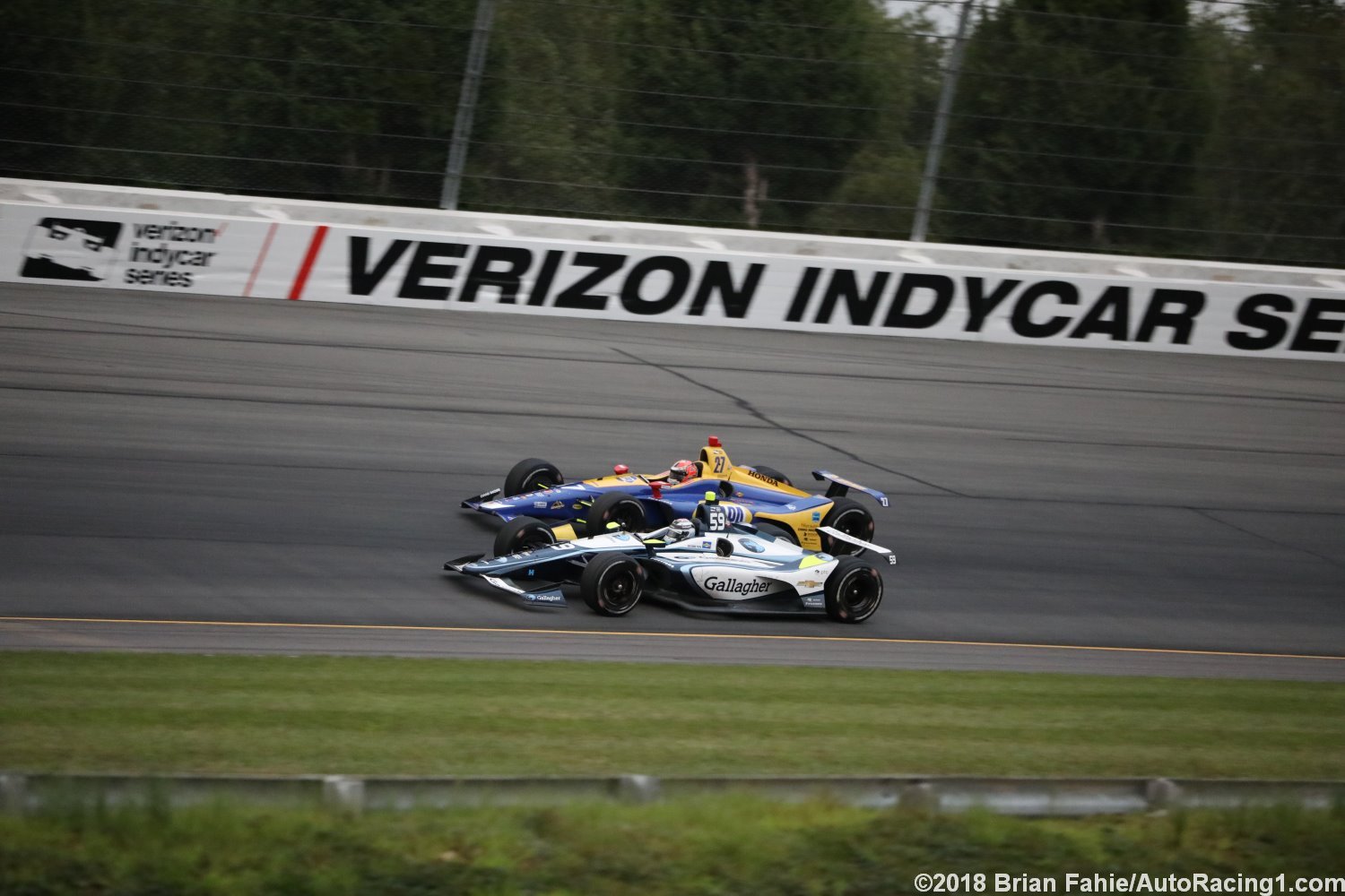 Rossi laps Max Chilton on the way to a dominating win