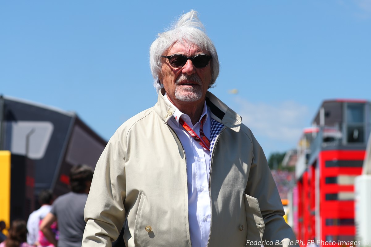 Ecclestone blames Ferrari, not Vettel