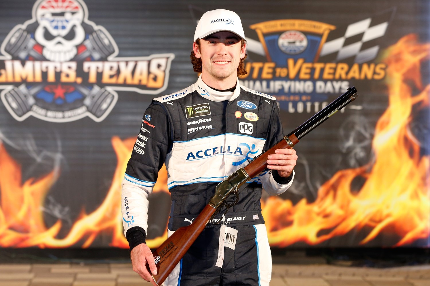 Blaney gets a gun for winning the pole
