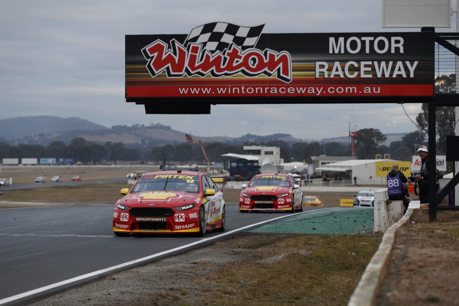 Coulthard leads Penske teammate McLaughlin