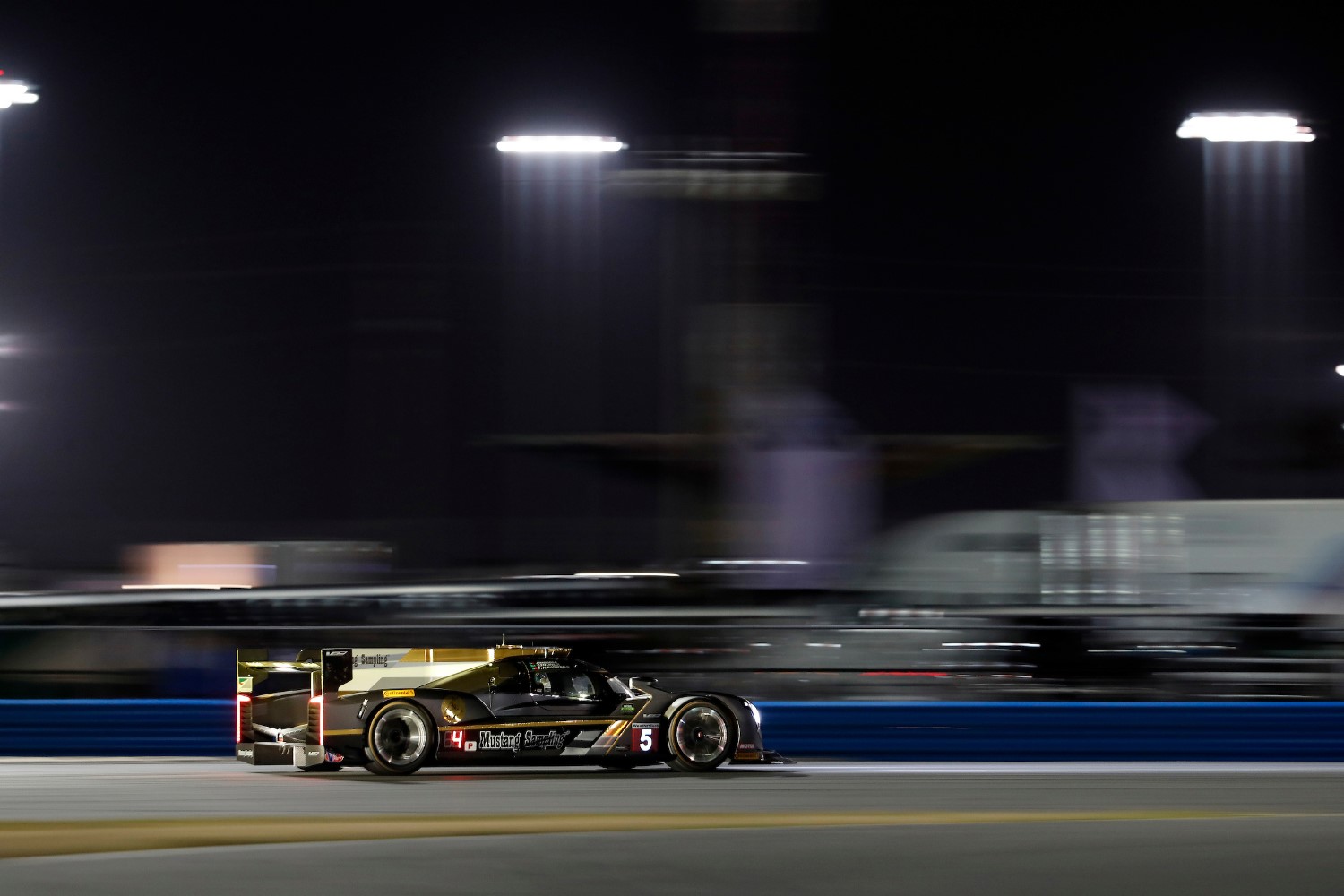 The #5 Cadillac holds a 1-lap lead in the Rolex 24