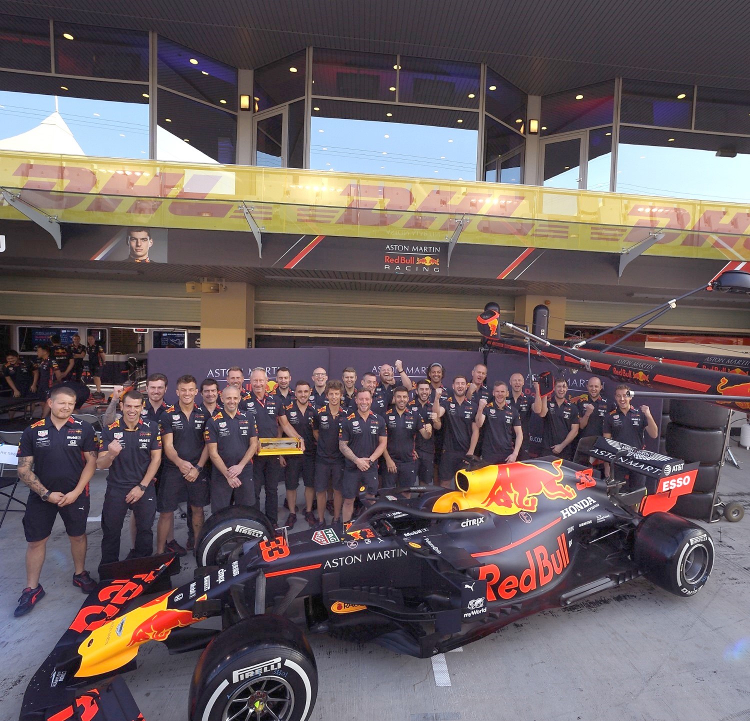 Red Bull team gets Fastest Pit Stop Award
