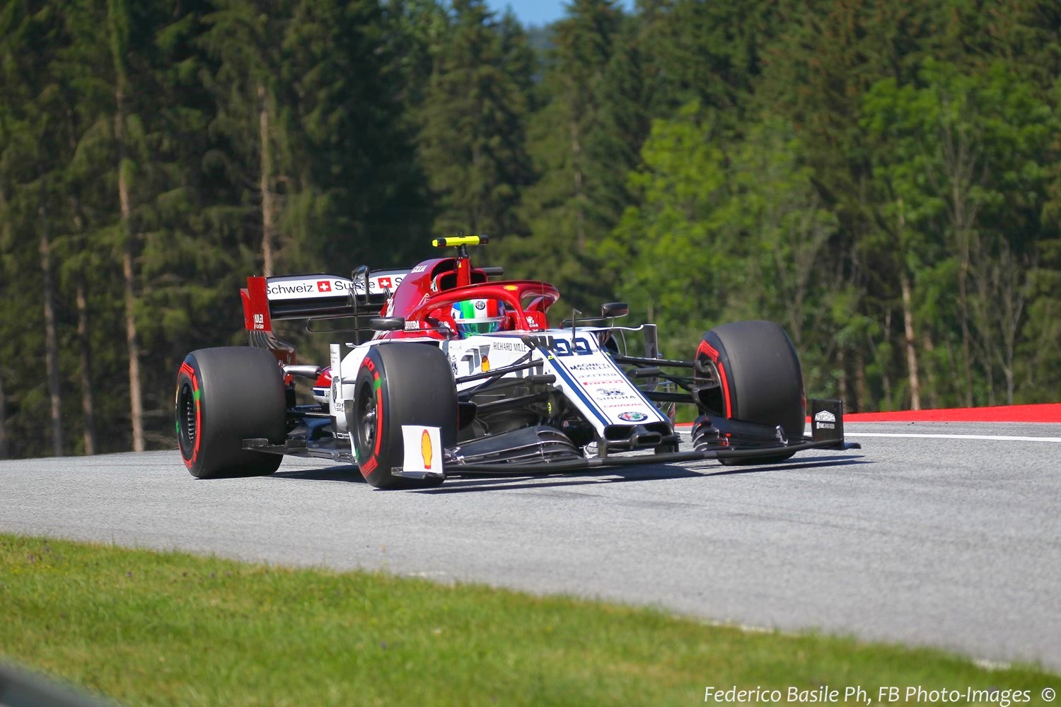 The Alfa Romeo of Antonio Giovinazzi in 2019