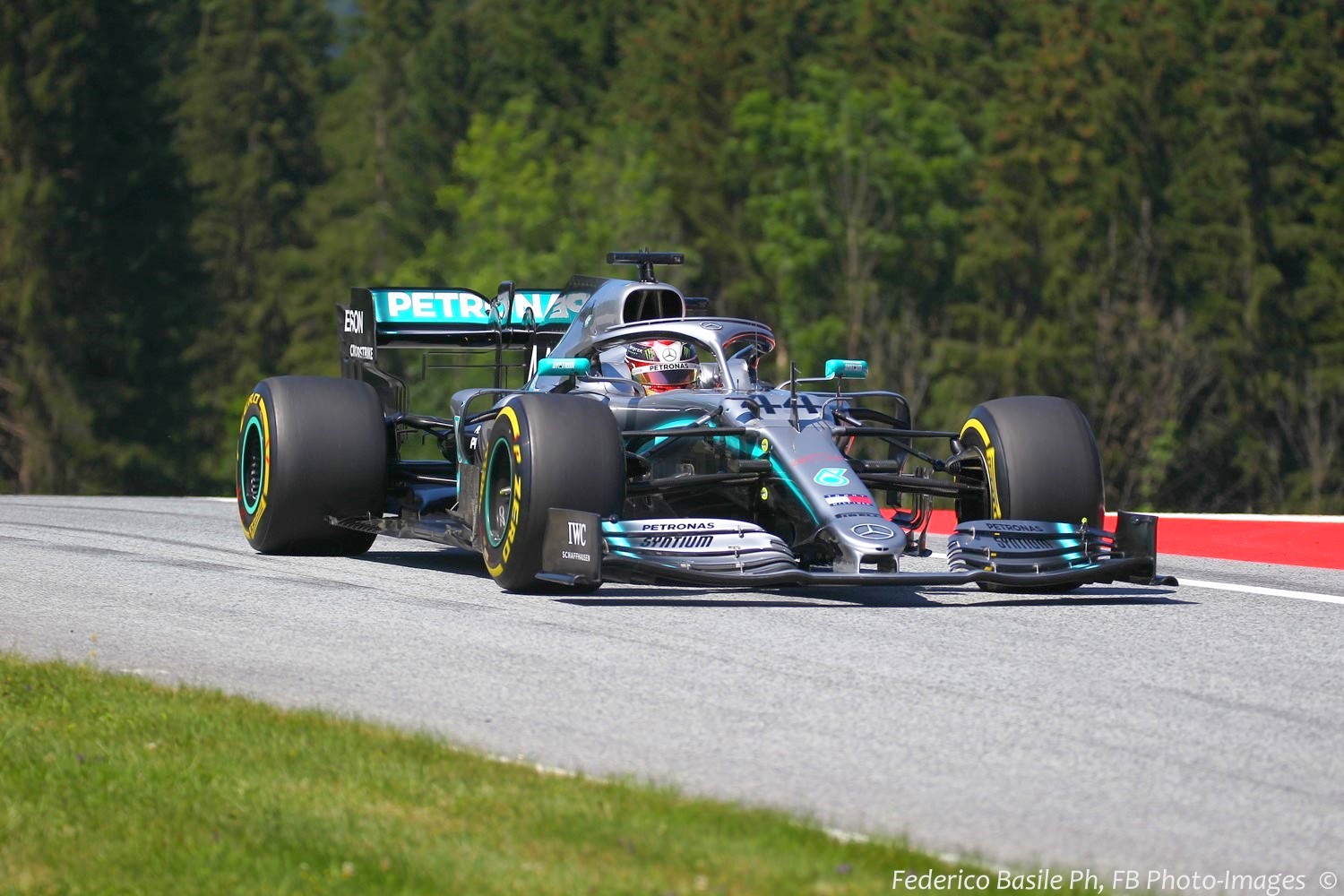 Hamilton knows his superior Mercedes car will prevail