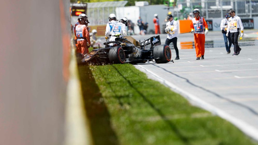 Magnussen crash