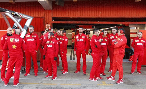 Ferrari pit crew