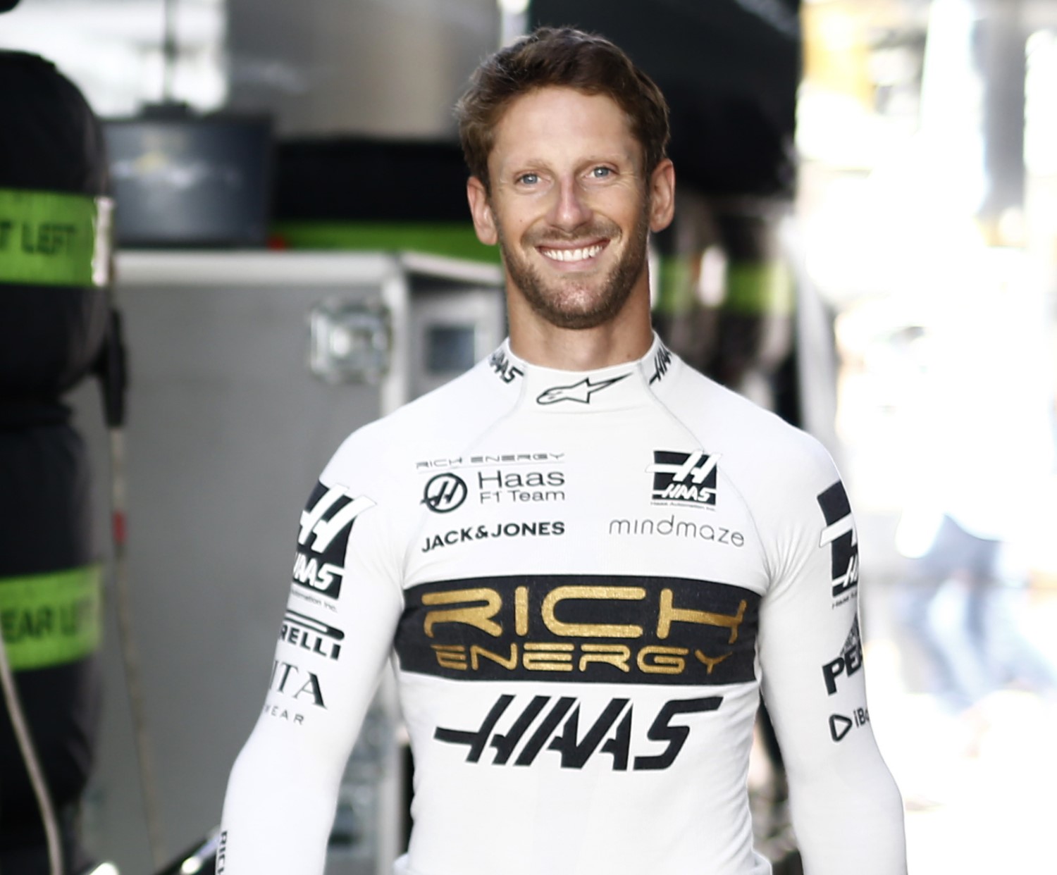 Grosjean much happier with old Haas car