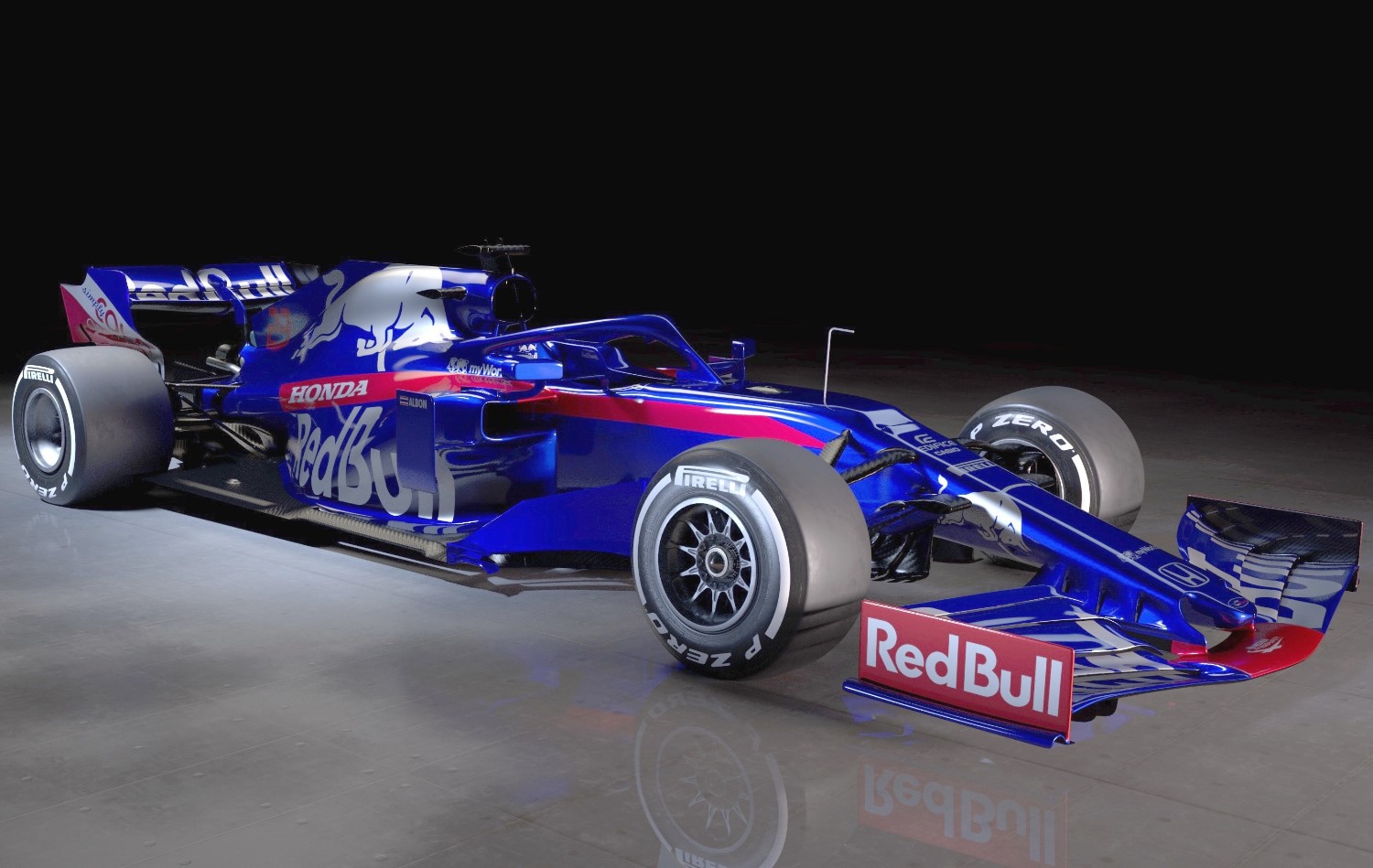 The new Toro Rosso looks a lot like last year's Red Bull except for the front wing